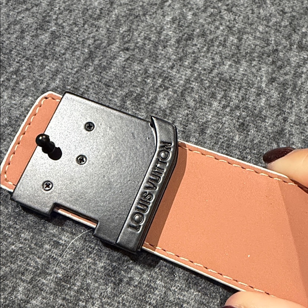 Cream Checkered Belt with Black Buckle - Picture 9 of 10